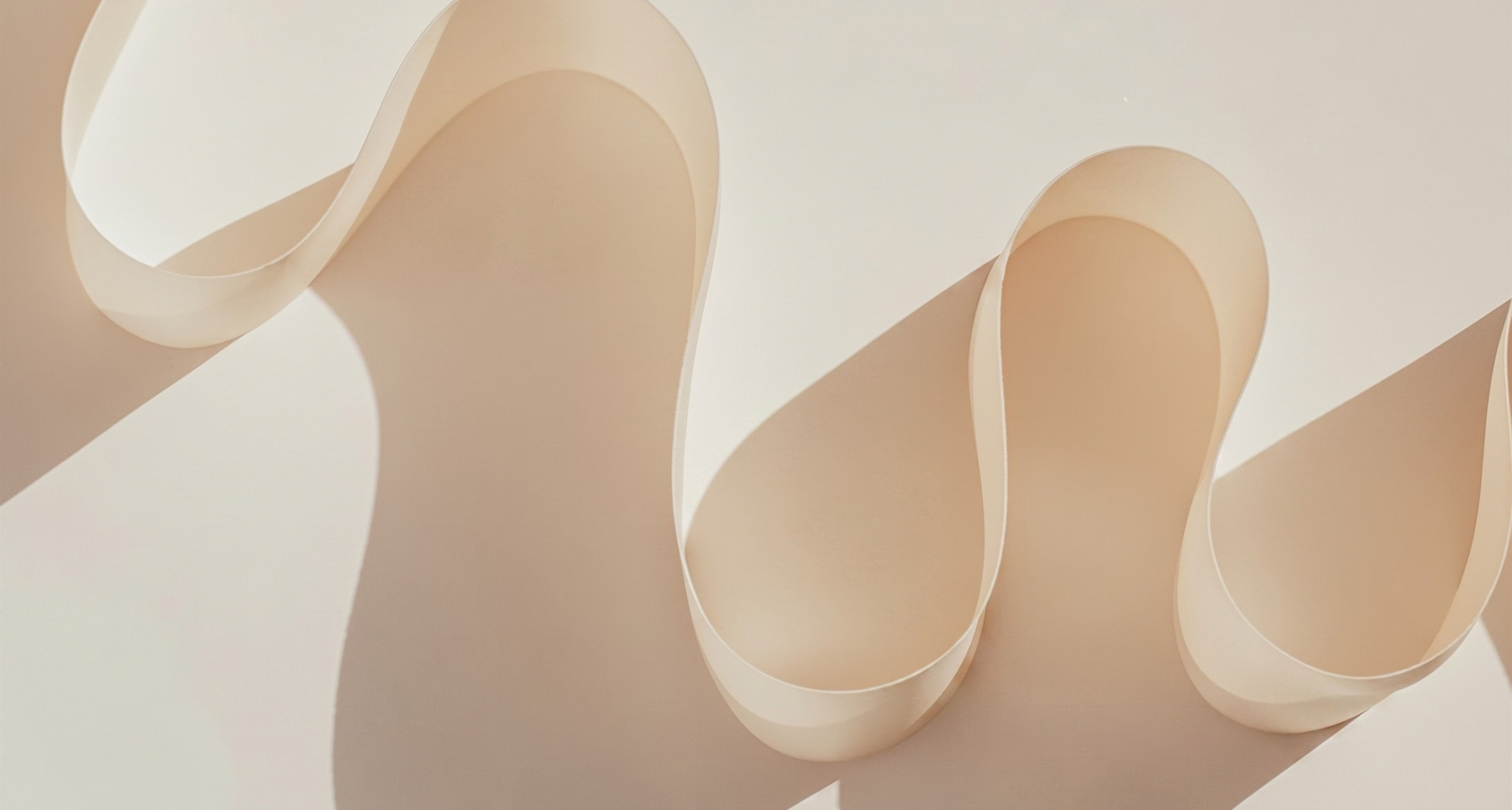 Des courbes de ruban beige